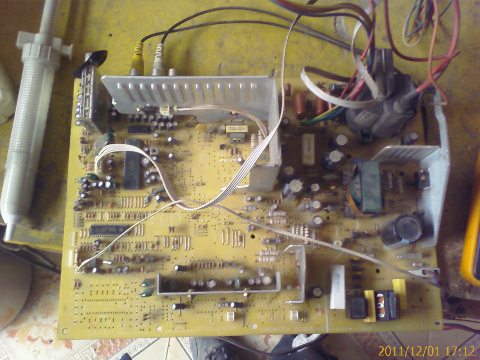 201112011712_00008.jpg