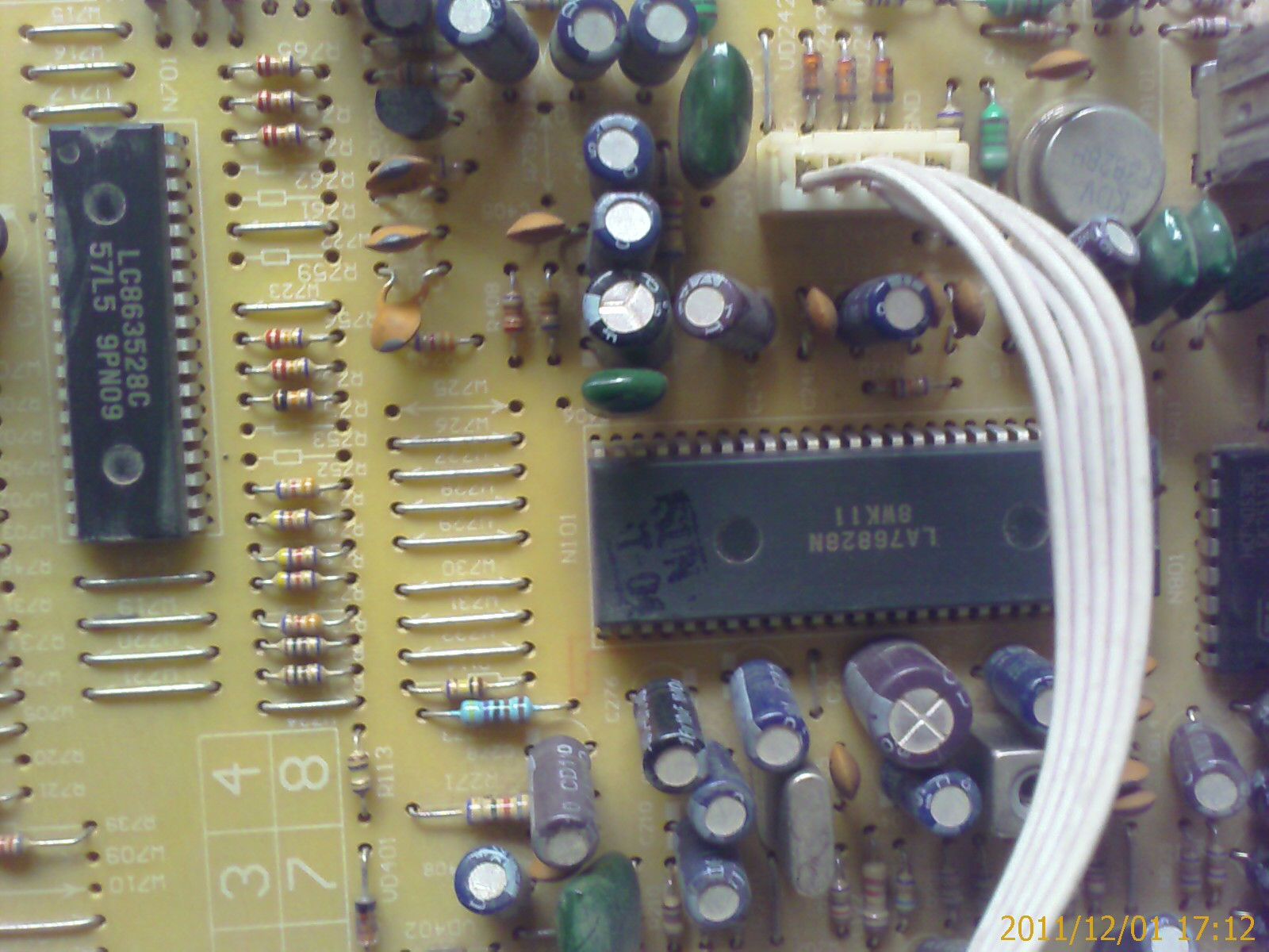 201112011712_00009.jpg