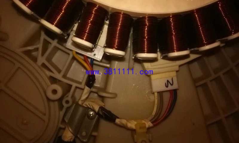 085434kwfcjawggnyfabbw.jpg