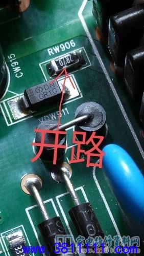 ef3a55ae8fd30446a700304c85859b5e.jpg