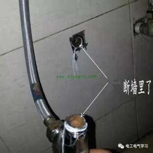 水龙头三角阀水龙头断在墙里怎么办？电工师傅告诉你绝招