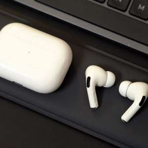 ̨ýƻƳ¶ λAirPods